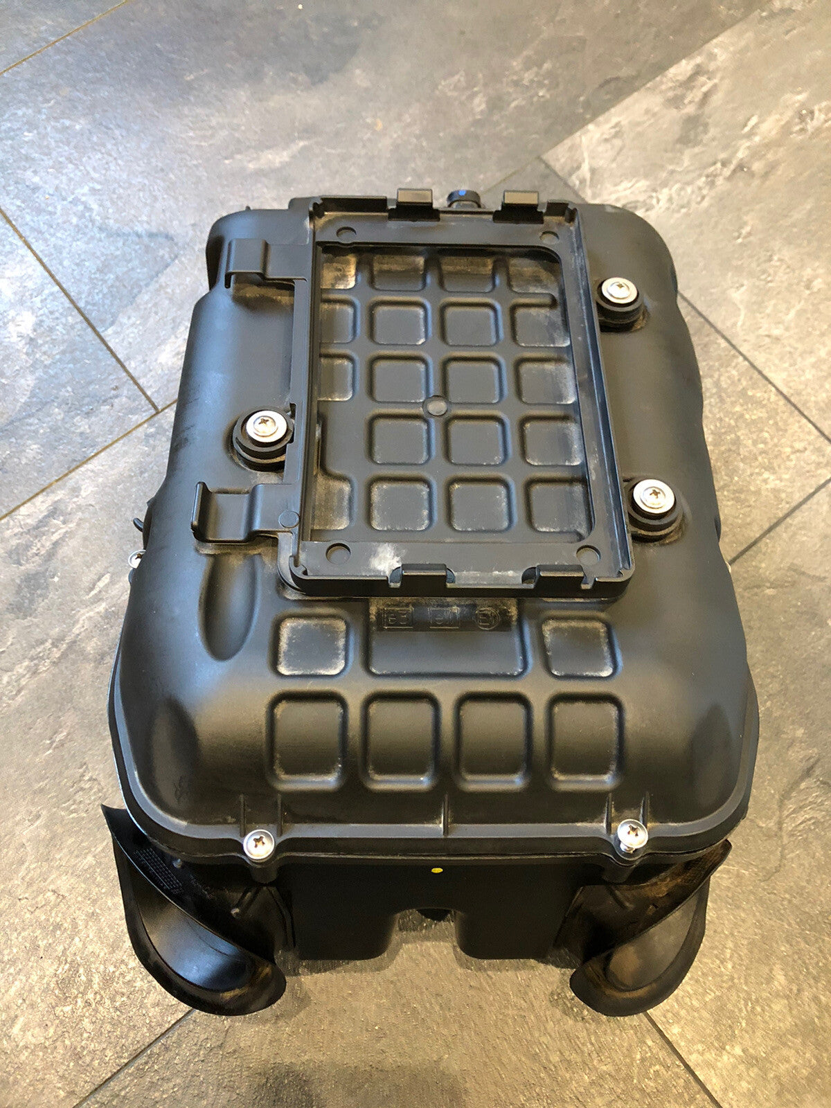 Aprilia Tuono V4 1100 FACTORY 2016 Airbox Trumpets & Air Filter OEM RSV4 RF