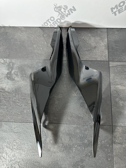 Yamaha R7 690 2024 Rear Seat Side Fairings Panels Cover 1784 Miles 2022 2023 OEM