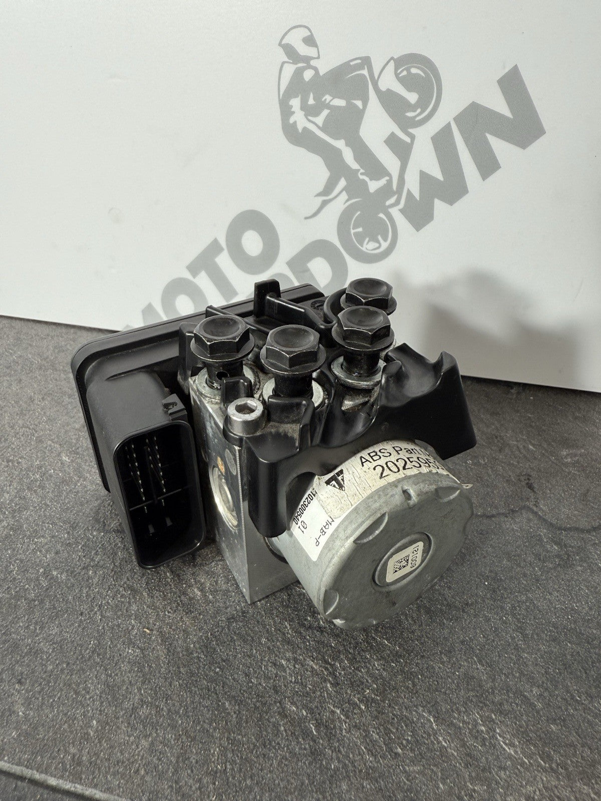 Triumph Street Triple 765 RS 2021 ABS Brake Pump Module Actuator 21650m 2020-22
