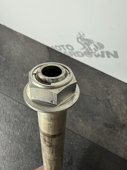 Suzuki GSXR 1000 2018 Swingarm Spindle Mount Frame Bolt 2017-2025 OEM MM