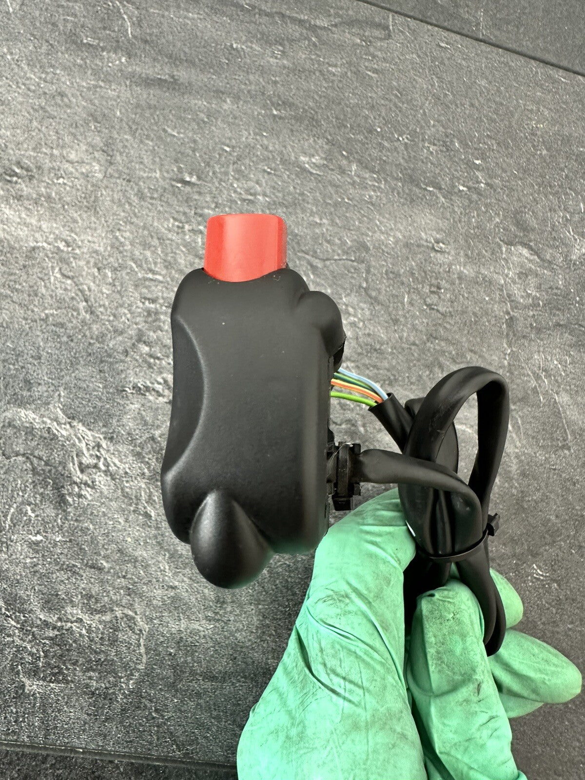 Aprilia Tuono V4 1100 Factory 2020 Right Switchgear Kill Switch 6889m OEM 2019