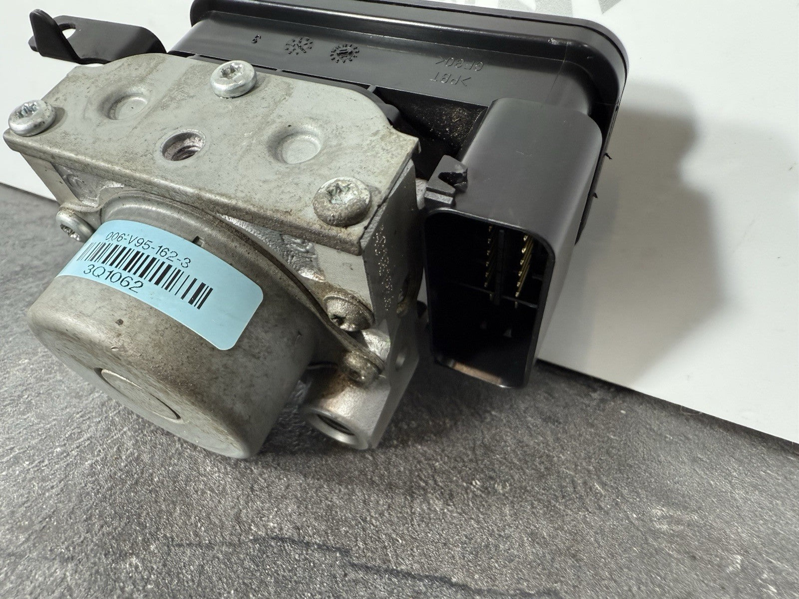 fcc19560-b401-4fb5-8b19-330b2aa2f637