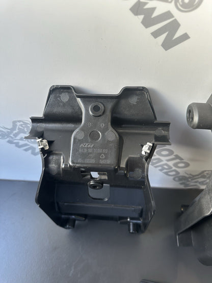 KTM DUKE 790 CLOCK MOUNT BRACKET Speedo Mounting Bracket 2018-2021 OEM Bracket