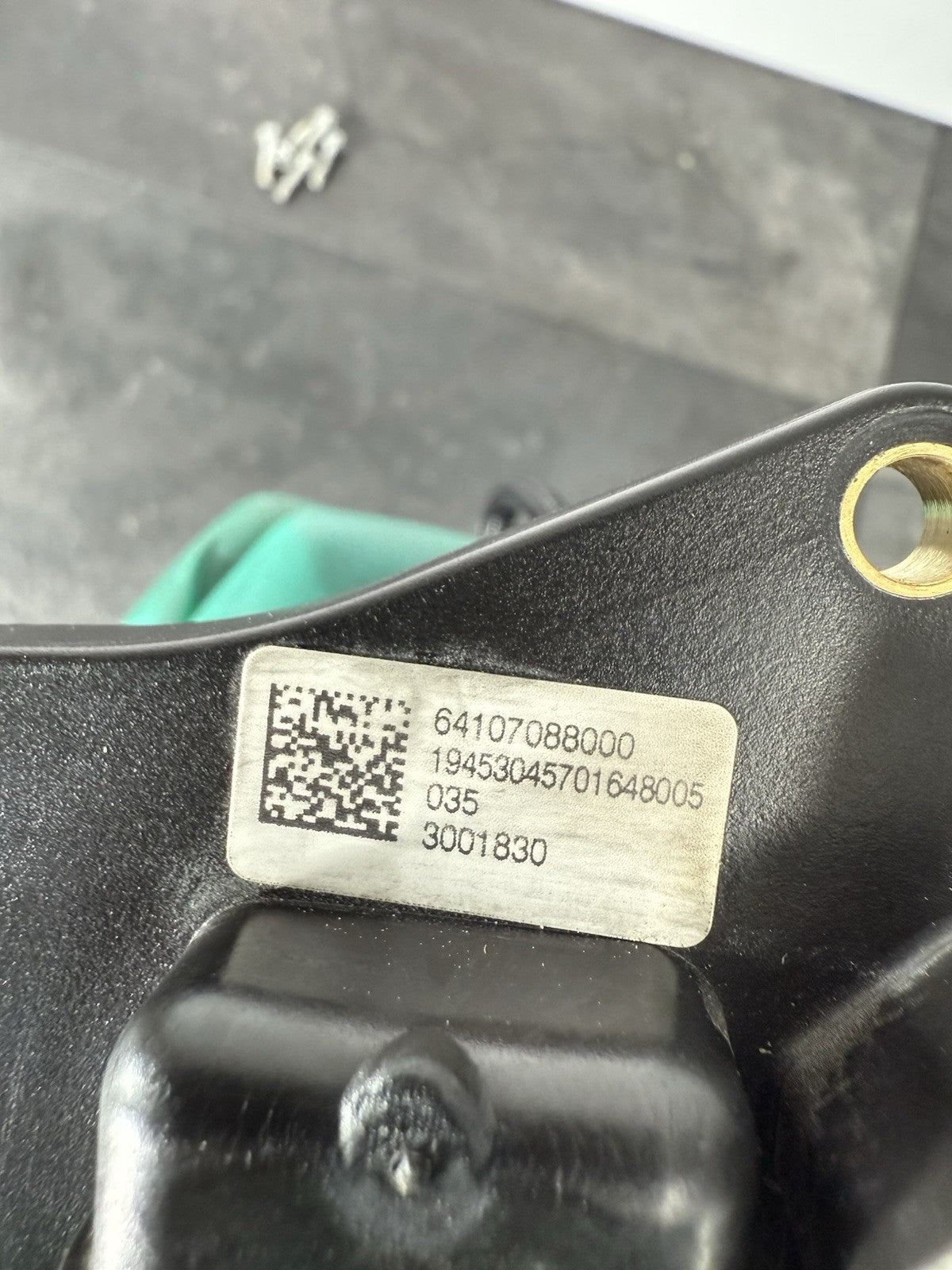 c5ea6f8d-91c5-4a06-98eb-44df3d3fc259