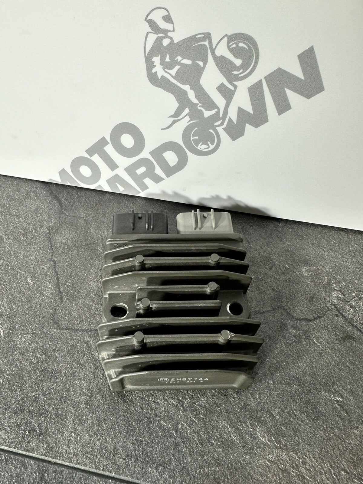 Yamaha R7 690 2024 Regulator Rectifier Voltage Regulator 1784 Miles 2022 2023