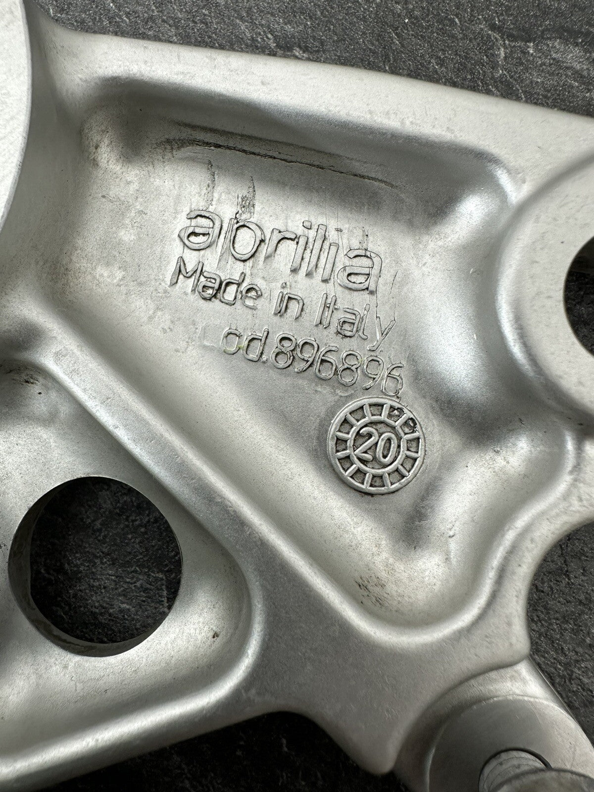 Aprilia Tuono V4 1100 Factory 2020 Rear Brake Caliper Hanger Mount 6889m 2019