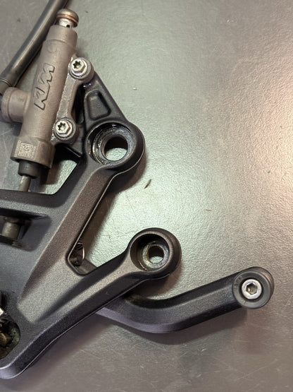 e52b78d3-1b05-493a-a586-60c17b860179