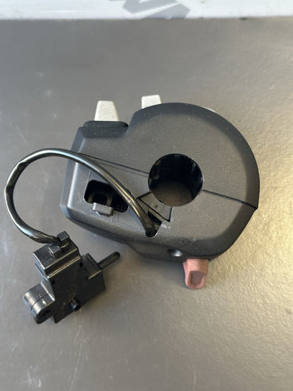 TRIUMPH STREET TRIPLE 765R LEFT HAND SWITCH CUBE  T2049728 Left Switch OEM 2017