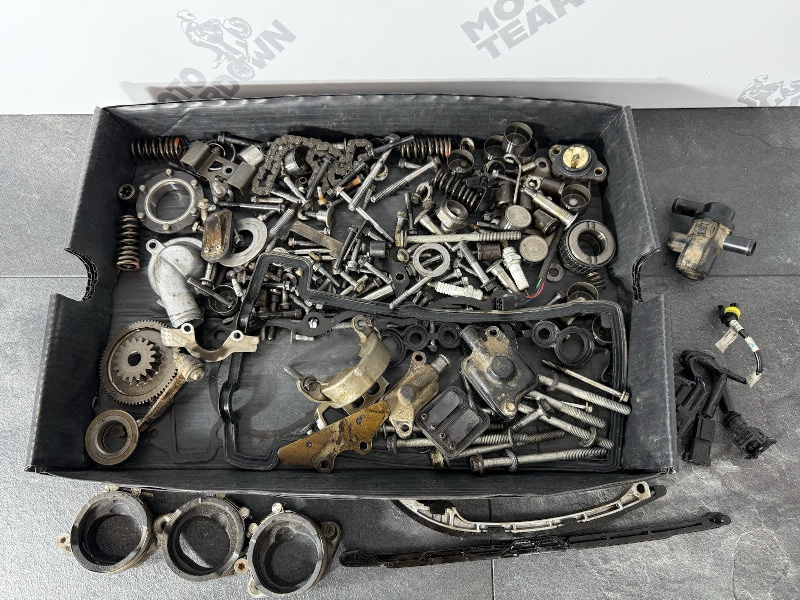 Triumph Street Triple 765 R 2017 Engine Nuts Bolts JOB LOT 18498 Miles 2018-2021