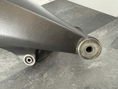 Yamaha YZF R125 R 125 2014 Swing Arm Swingarm Rear 26983 Miles 2008-2018 OEM