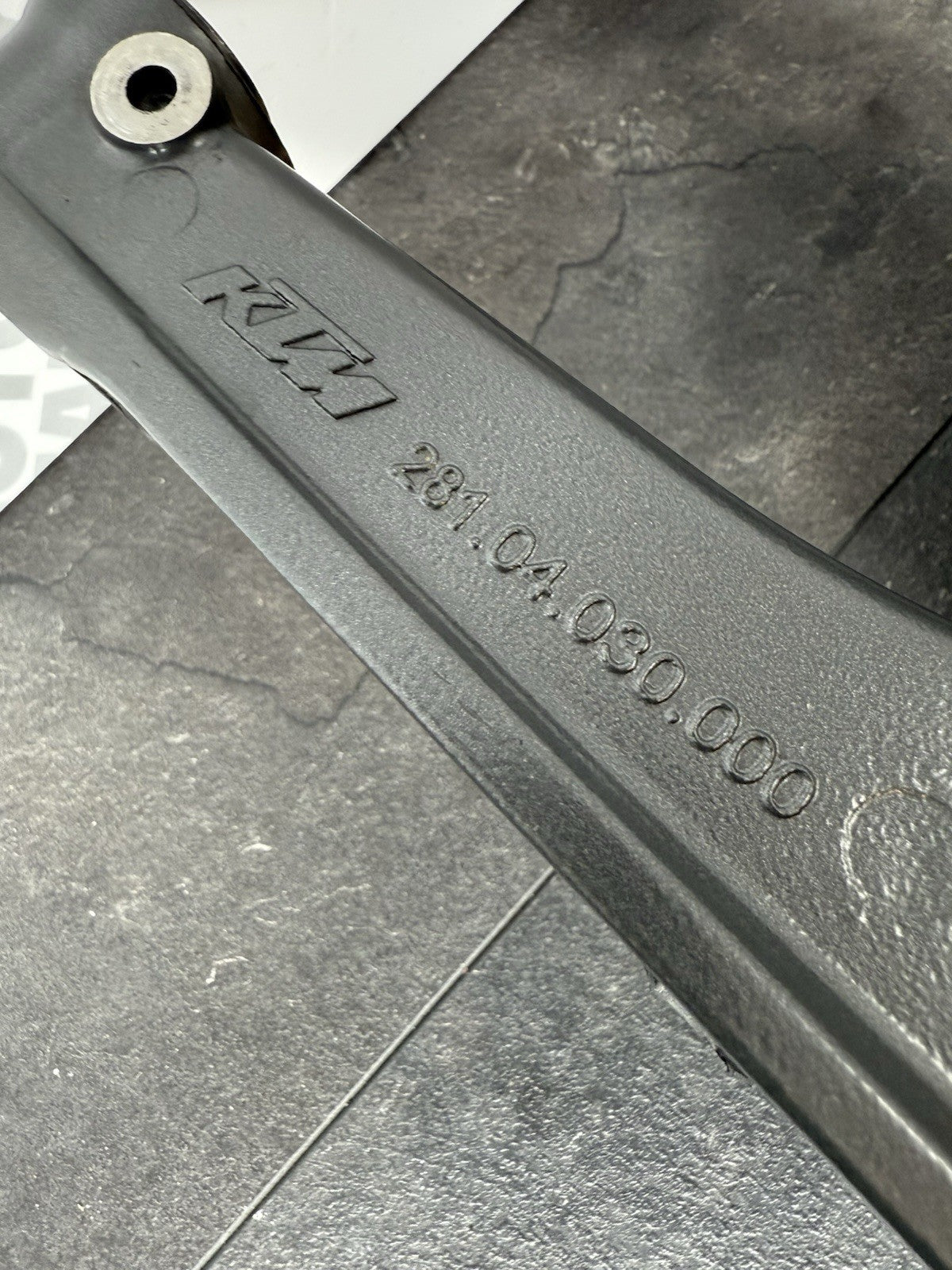 53c8bddd-d7f6-4d43-bf39-8cc95d8122ec