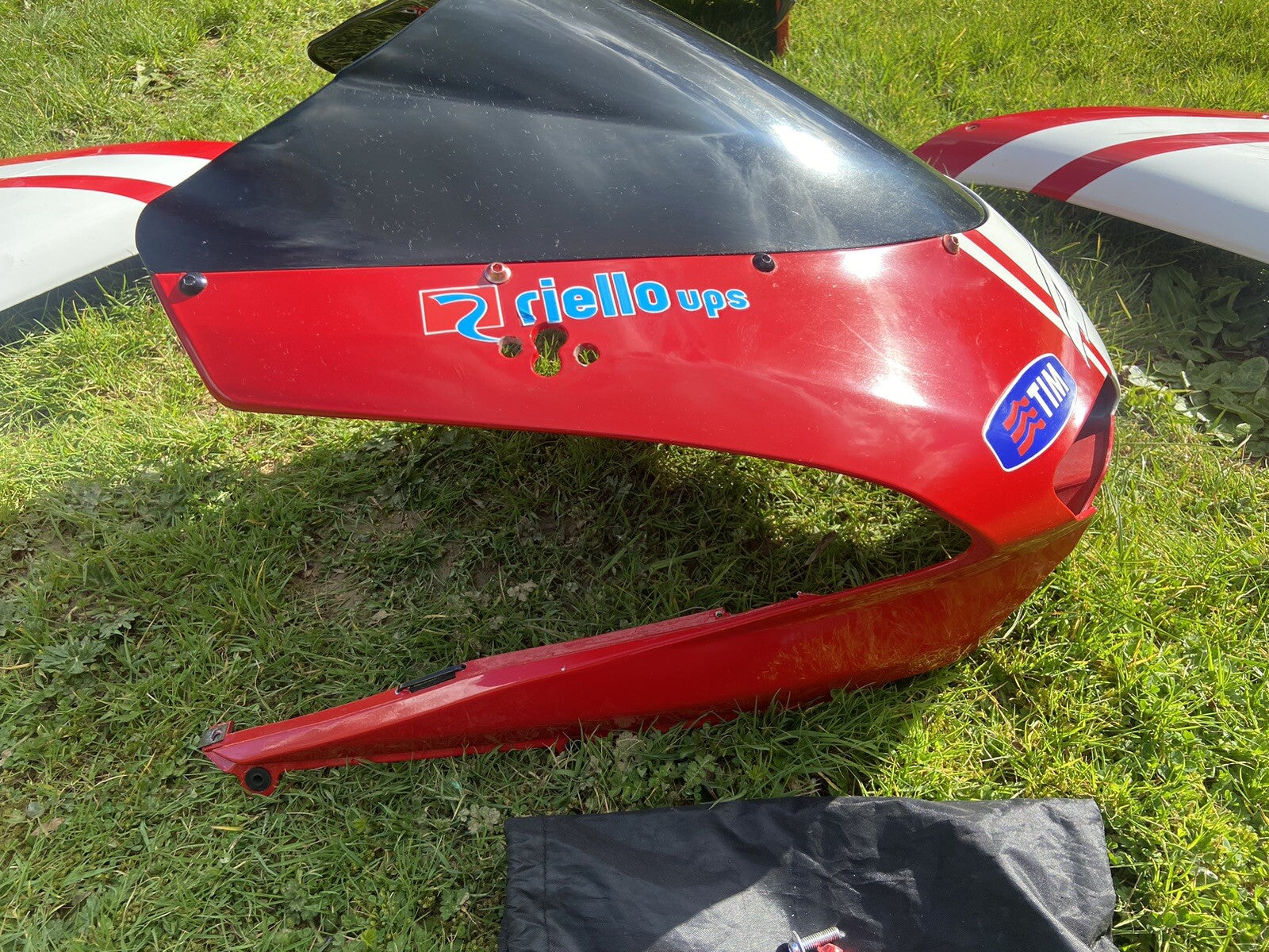 Ducati 1098 Fairings Ducati 1098 Race Fairings READ DESCRIPTION 1098 Fairings