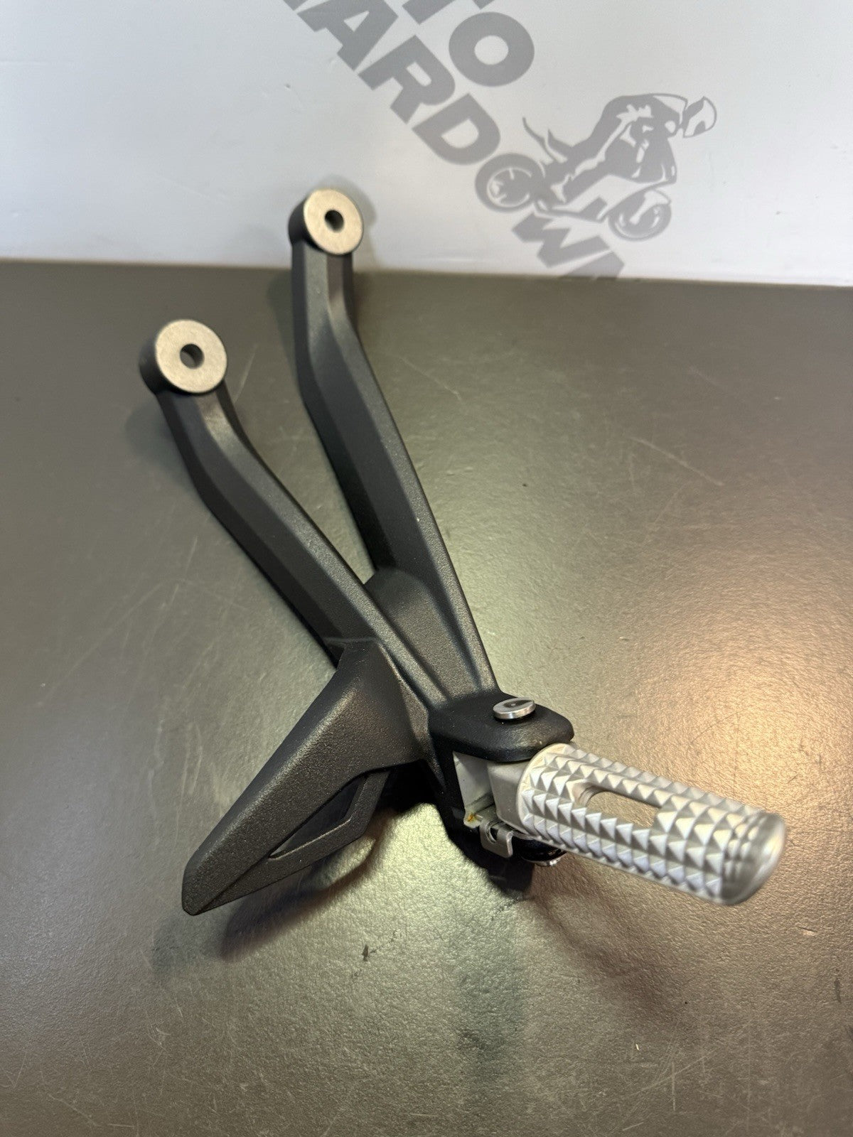 0fd7ad36-706f-401c-b0cd-dc6e93c119d3