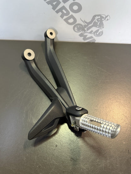 0fd7ad36-706f-401c-b0cd-dc6e93c119d3