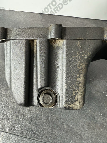 Triumph Street Triple 765 R 2017 Oil Sump Engine Sump & Bolts 18498m 2018-2021