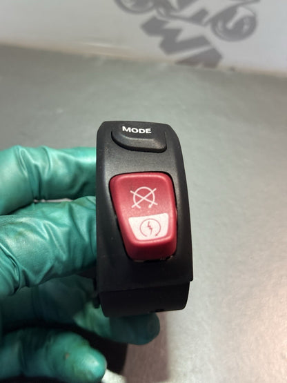 4039bebd-9820-419d-b368-44acdd0a970a