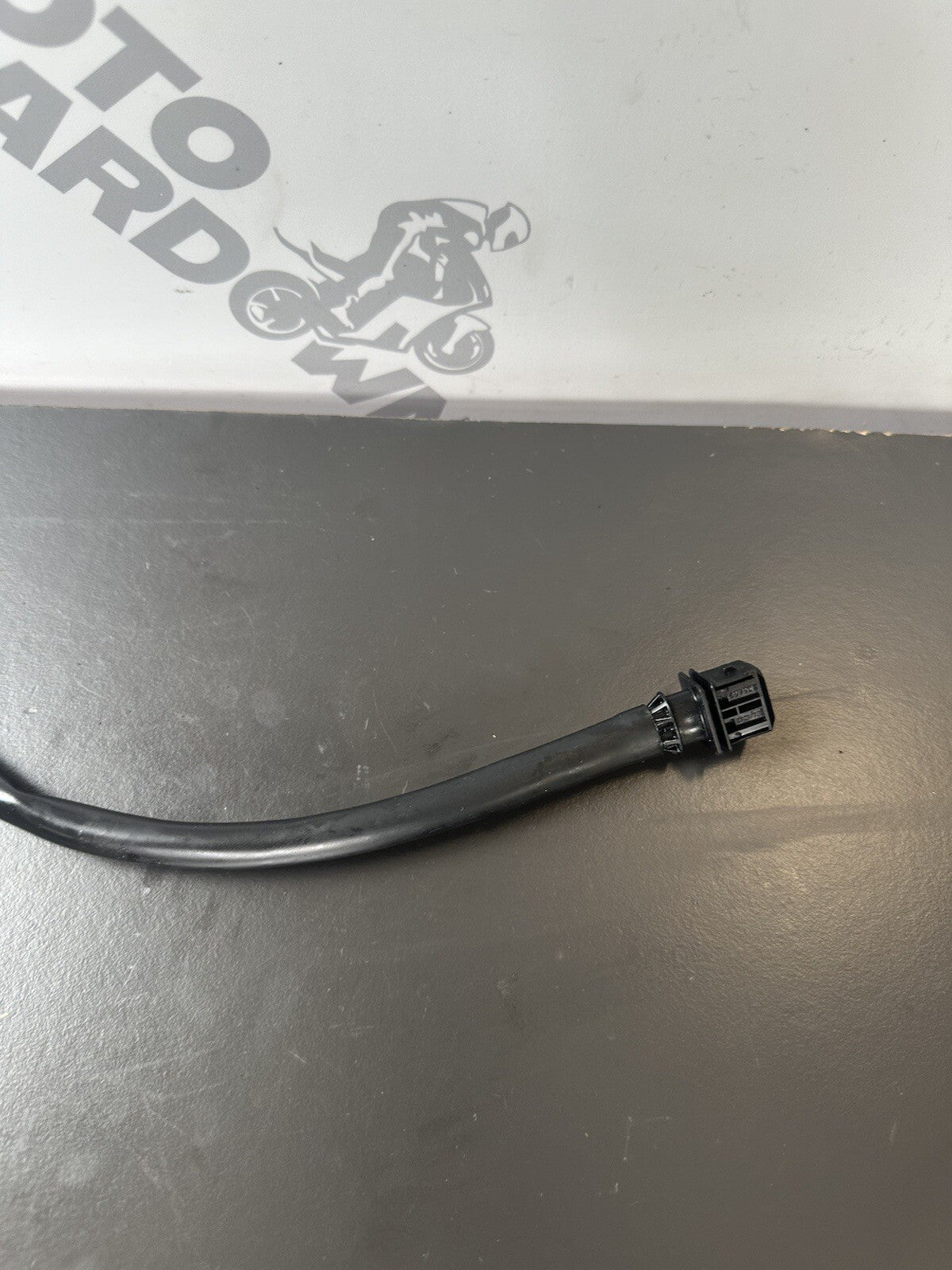 Triumph Speed Triple 1050 2011 - 2015 Pulse Pulsar Engine Coil Pick Up Sensor