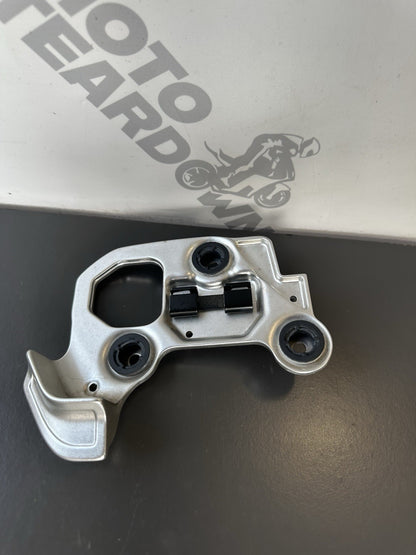 Triumph Street Triple 765RS R Speedo Dash Clocks Mount Bracket 2017-2019 2702890