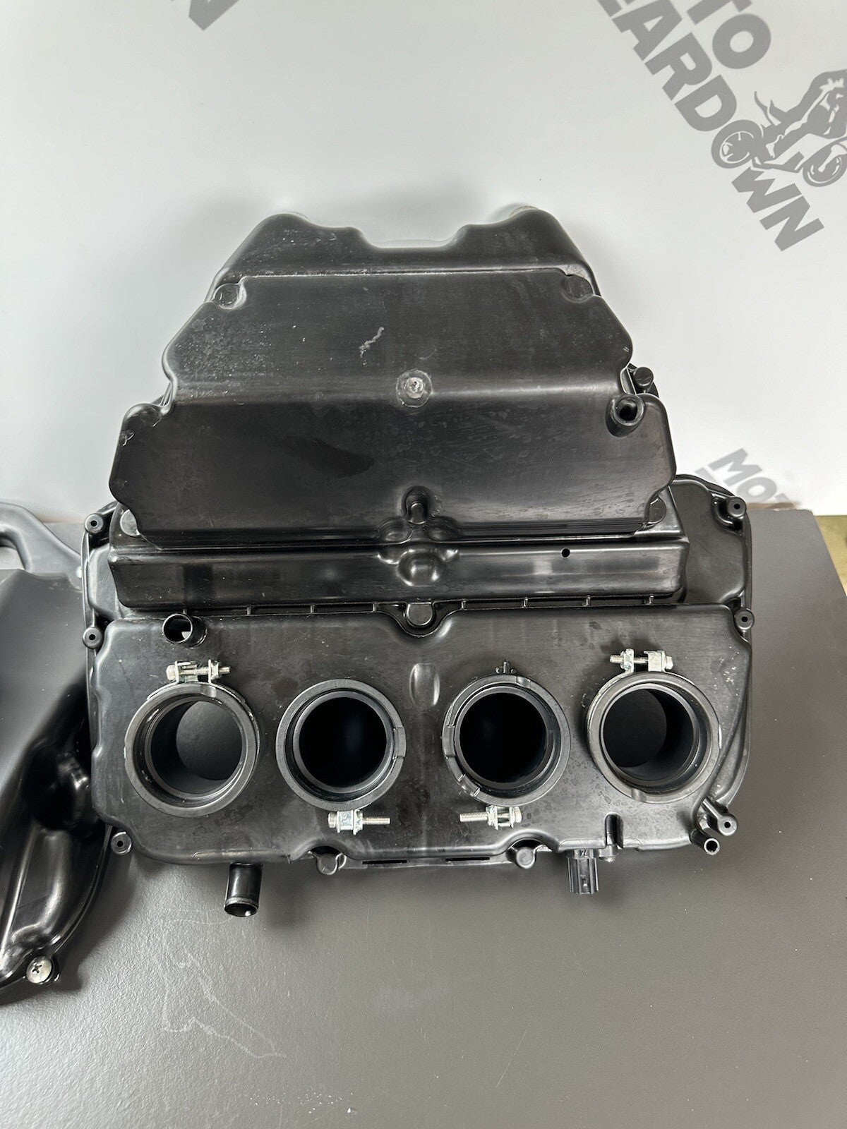Kawasaki Z900 ZR900 2022 Air Box Air filter box Z900 Air Box ZR900 Air Box OEM
