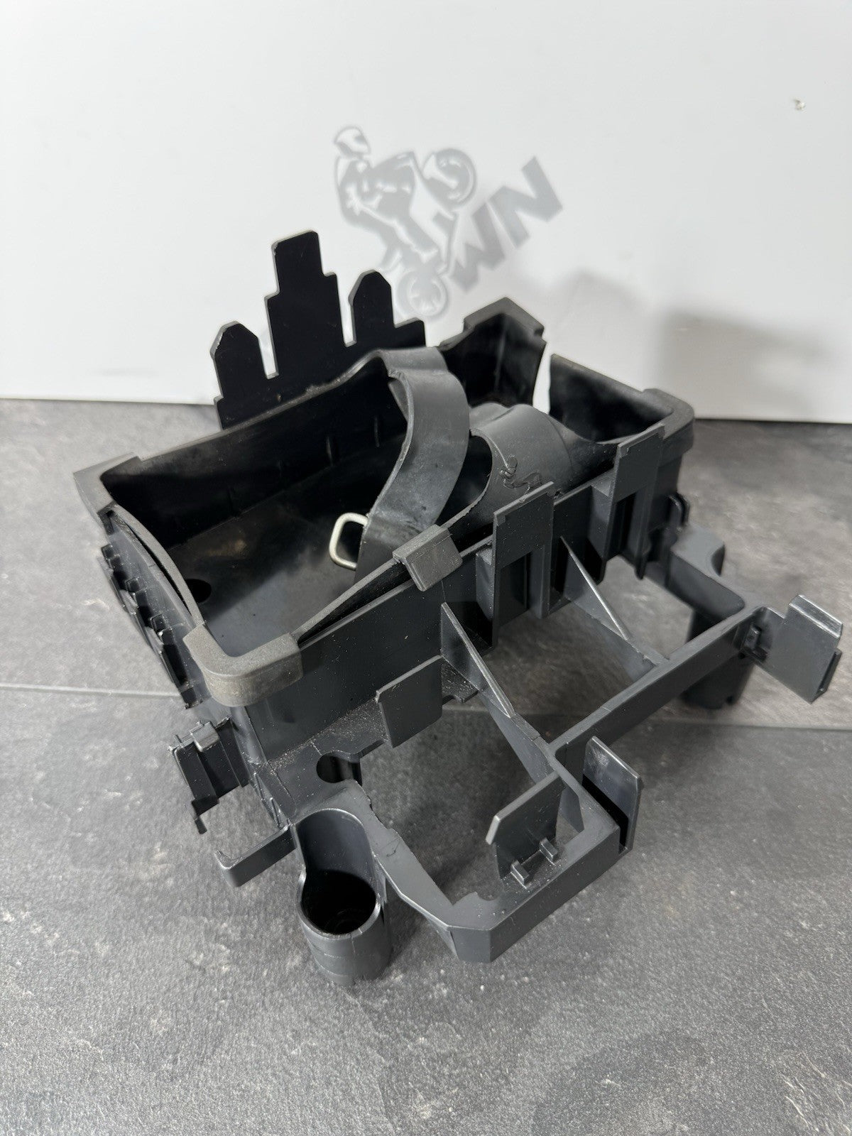 dc37051a-827e-4ef1-ac47-eb7cc371dfe9