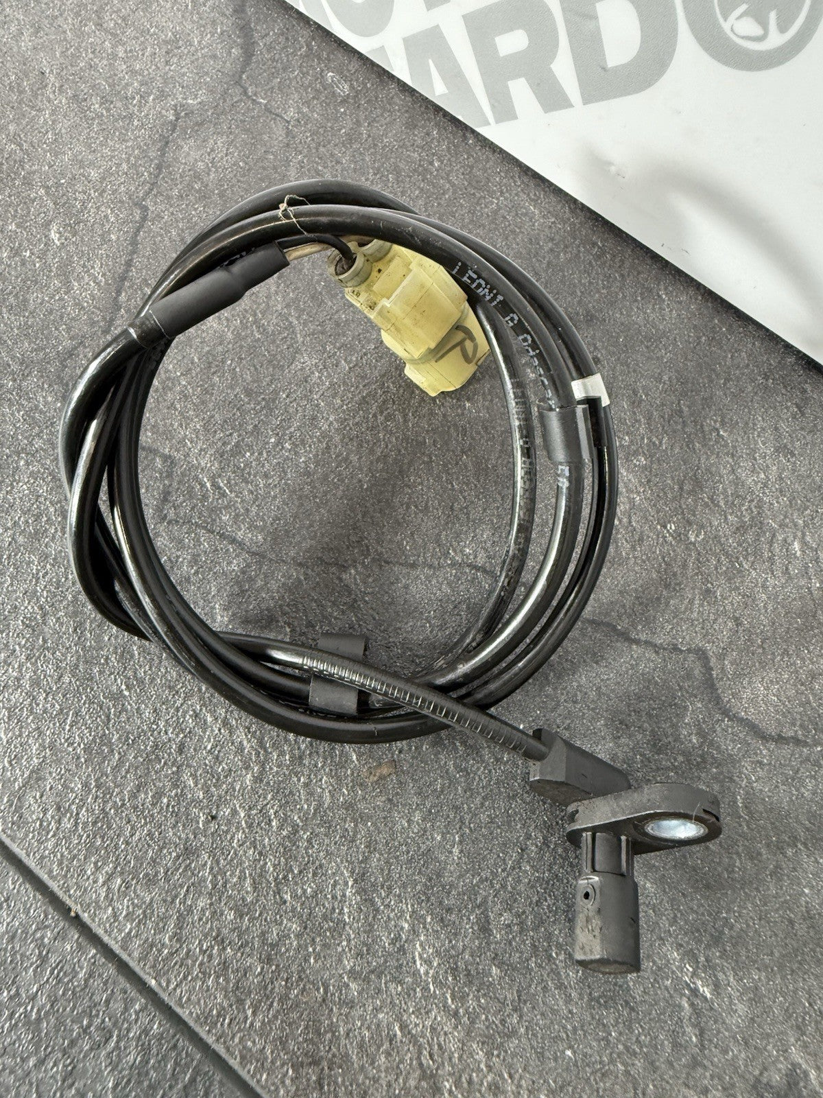 1efe7d35-b26e-49f6-9641-b8657f363327