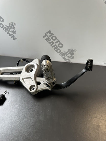 HONDA MSX125 GROM Front Right Footrest FRONT RIGHT HANGER YEAR 2023 Onwards OEM