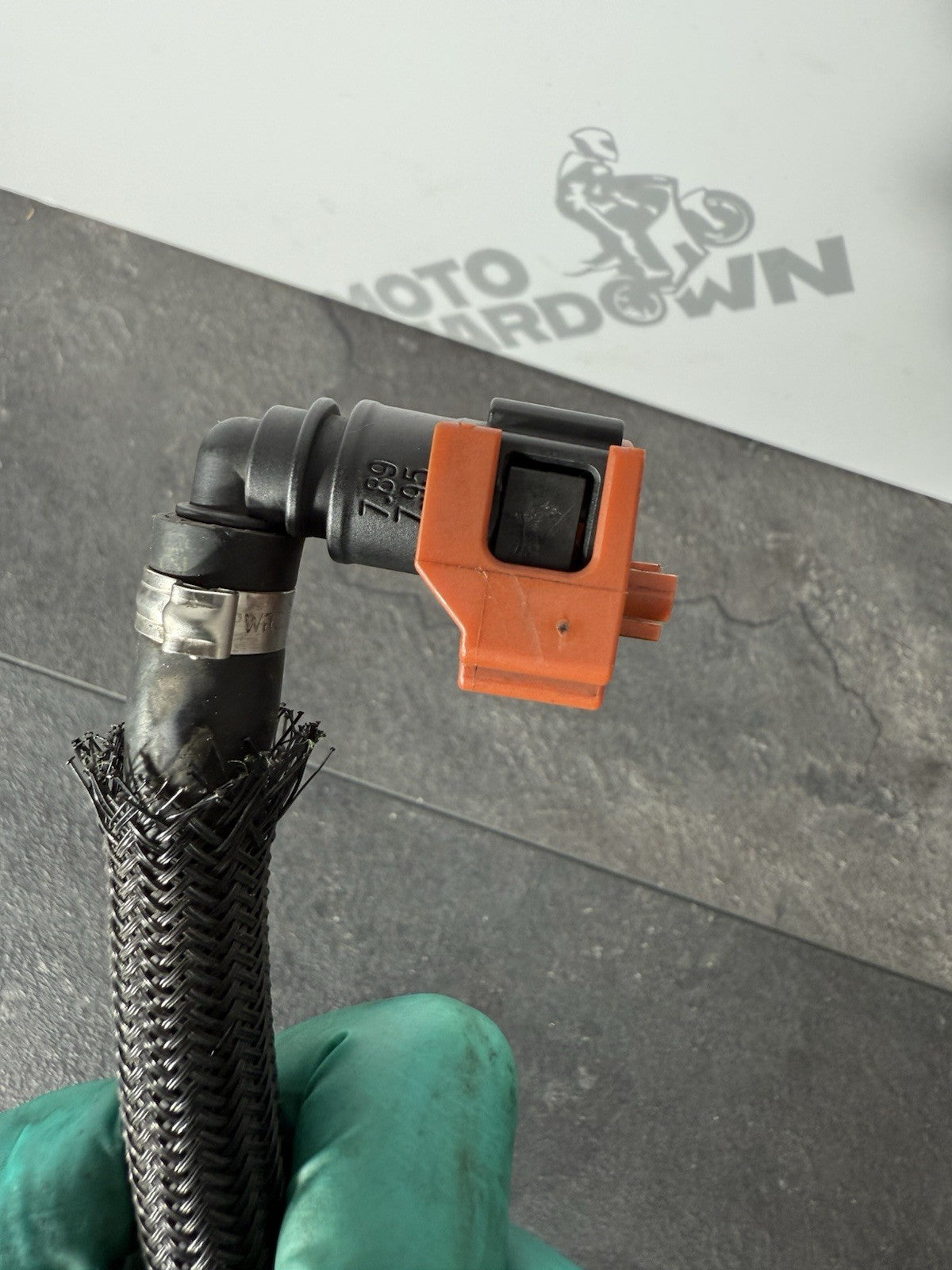 1ea7c8dc-58a7-4a3a-b368-89b490a08a7f