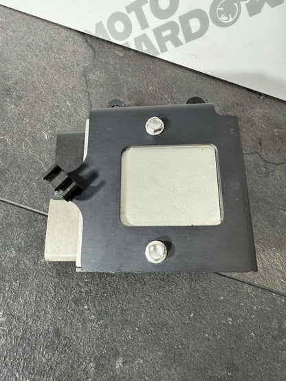 d27b5e05-fbf8-4e3d-8863-a08360125960