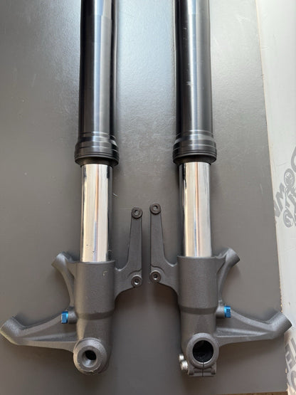 Triumph Street Triple 675R Front Forks Suspension 2008-2011 READ DESCRIPTION