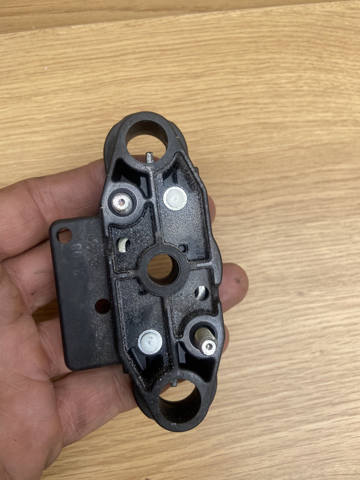 Suzuki Gsxr 1000 Gsxr1000 2012 - 2016 Seat Lock Latch Mechanism