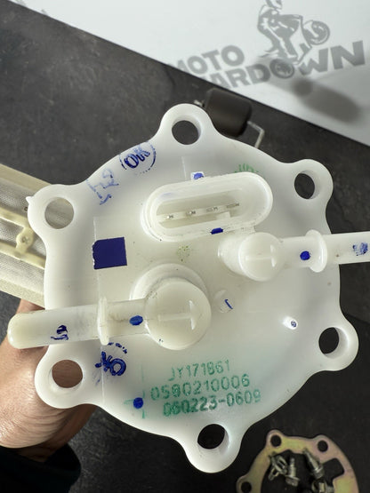 2a061914-3bc9-434a-a9f4-aba40ee43929