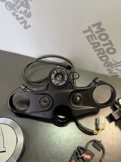 8e474950-383d-4d36-9ede-075bfee04422