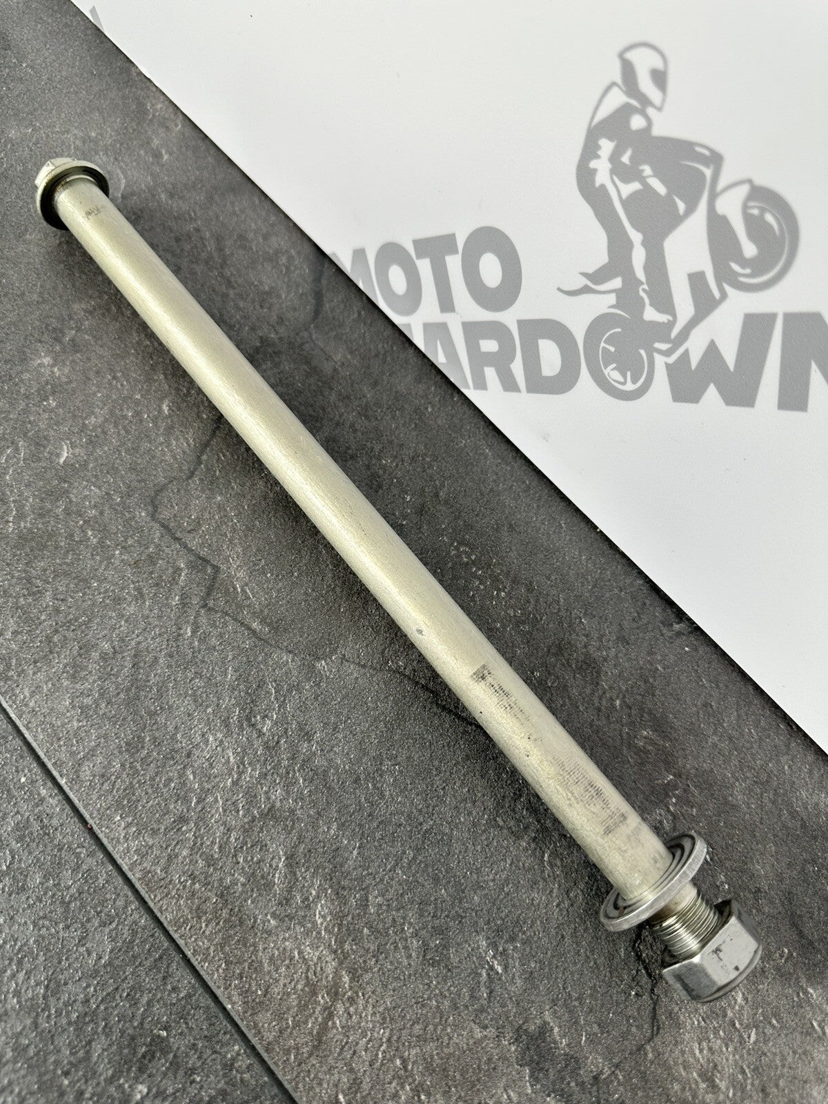 Triumph Trident 660 2022 Swingarm Frame Spindle 2962 Miles 2021-2024 OEM
