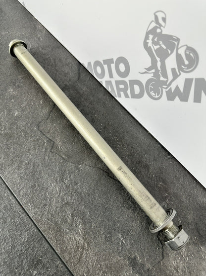 Triumph Trident 660 2022 Swingarm Frame Spindle 2962 Miles 2021-2024 OEM