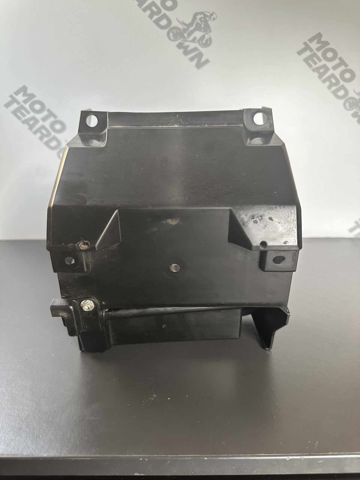 Kawasaki ZR900 Z900 ABS 2022 Carbon Emissions Canister & Battery Box 32097-0045