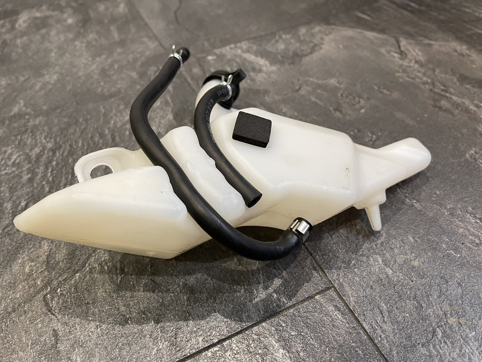 KTM Superduke R 1290 2020-2022 Coolant Expansion Tank Reservoir Only 7179 Miles