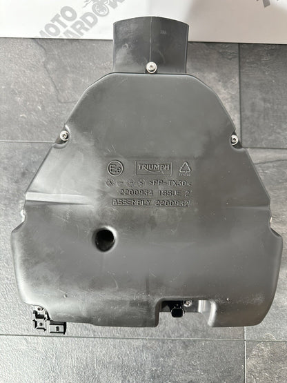 Triumph Street Triple 765 RS 2018 Airbox Intake Filter 15244 Miles 2017-2020 OEM