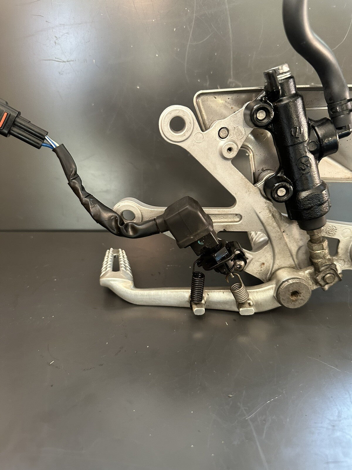 Triumph Street Triple 765 RS Right Rearset Footrest Rear Right Assembly 2017-19
