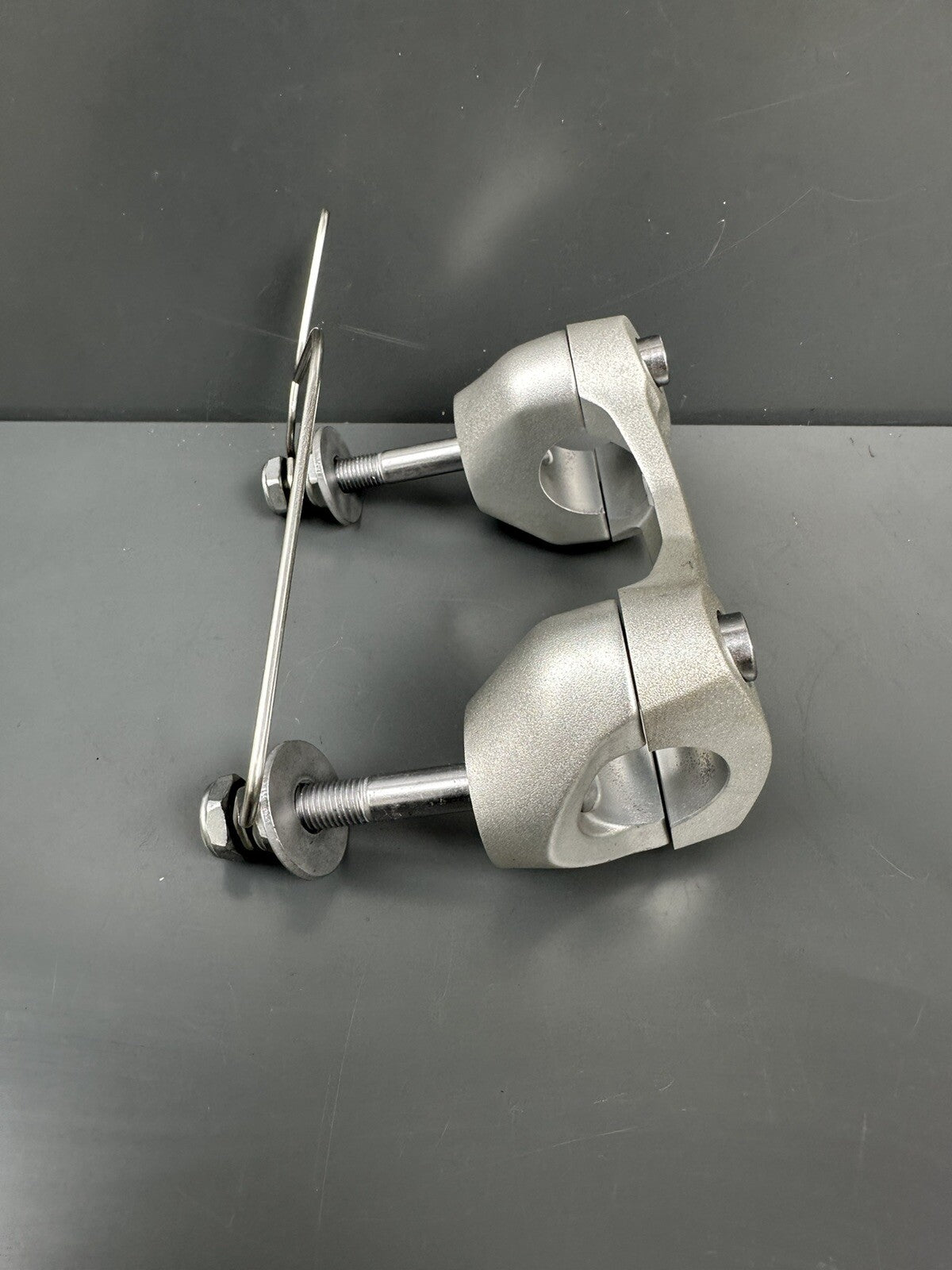 Triumph Street Triple 765 RS Handlebar Risers Clamps Handlebar Clamps OEM 2020-