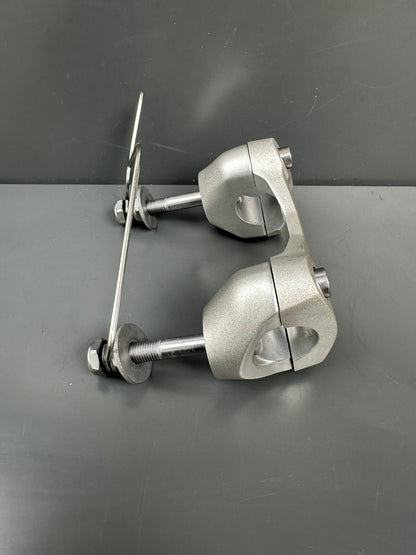Triumph Street Triple 765 RS Handlebar Risers Clamps Handlebar Clamps OEM 2020-
