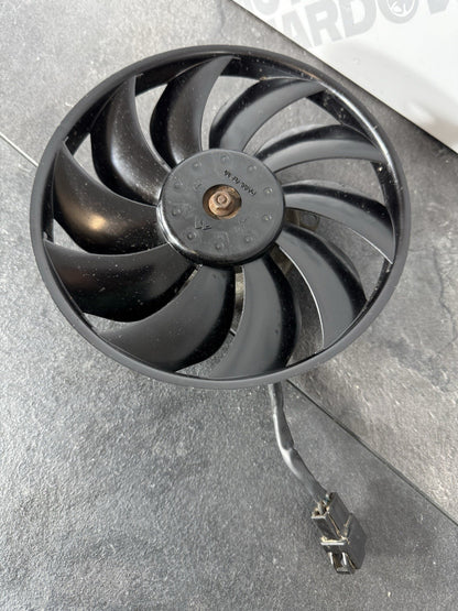 f0987287-2902-4466-9810-1f8d7b32978d