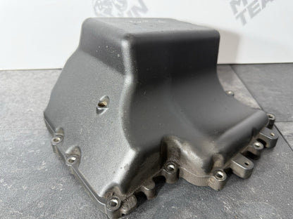 Triumph Street Triple 765 R 2017 Oil Sump Engine Sump & Bolts 18498m 2018-2021