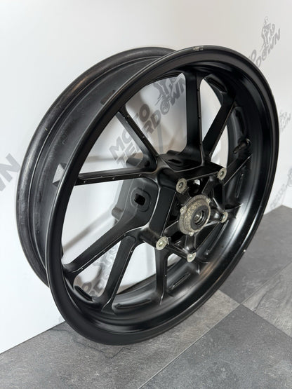 7f58b029-77e8-4b19-a062-4b460432bc81