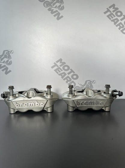 Suzuki GSXR600 GSXR750 Front brake calipers Brembo Monoblock 2011 - 2017 108mm