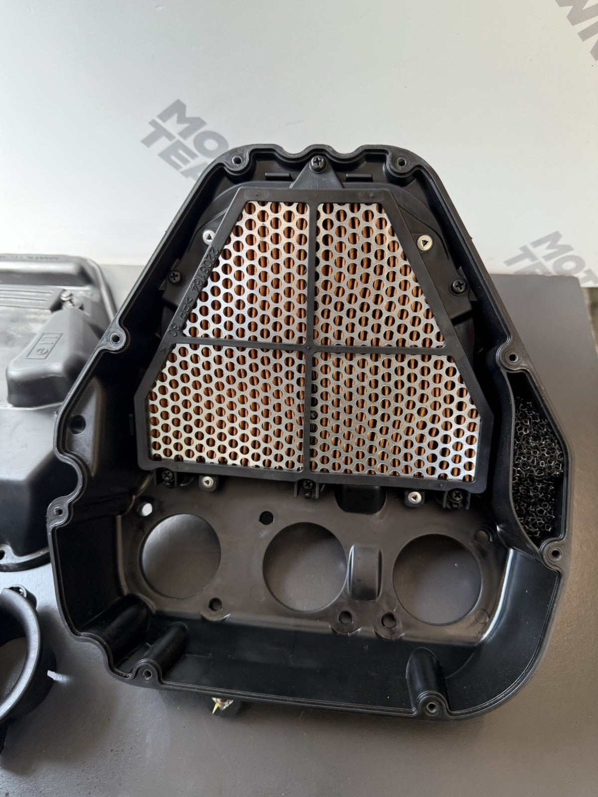 TRIUMPH STREET TRIPLE 675R Air Box Triumph Street Triple 675R 2010 SPARES/REPAIR