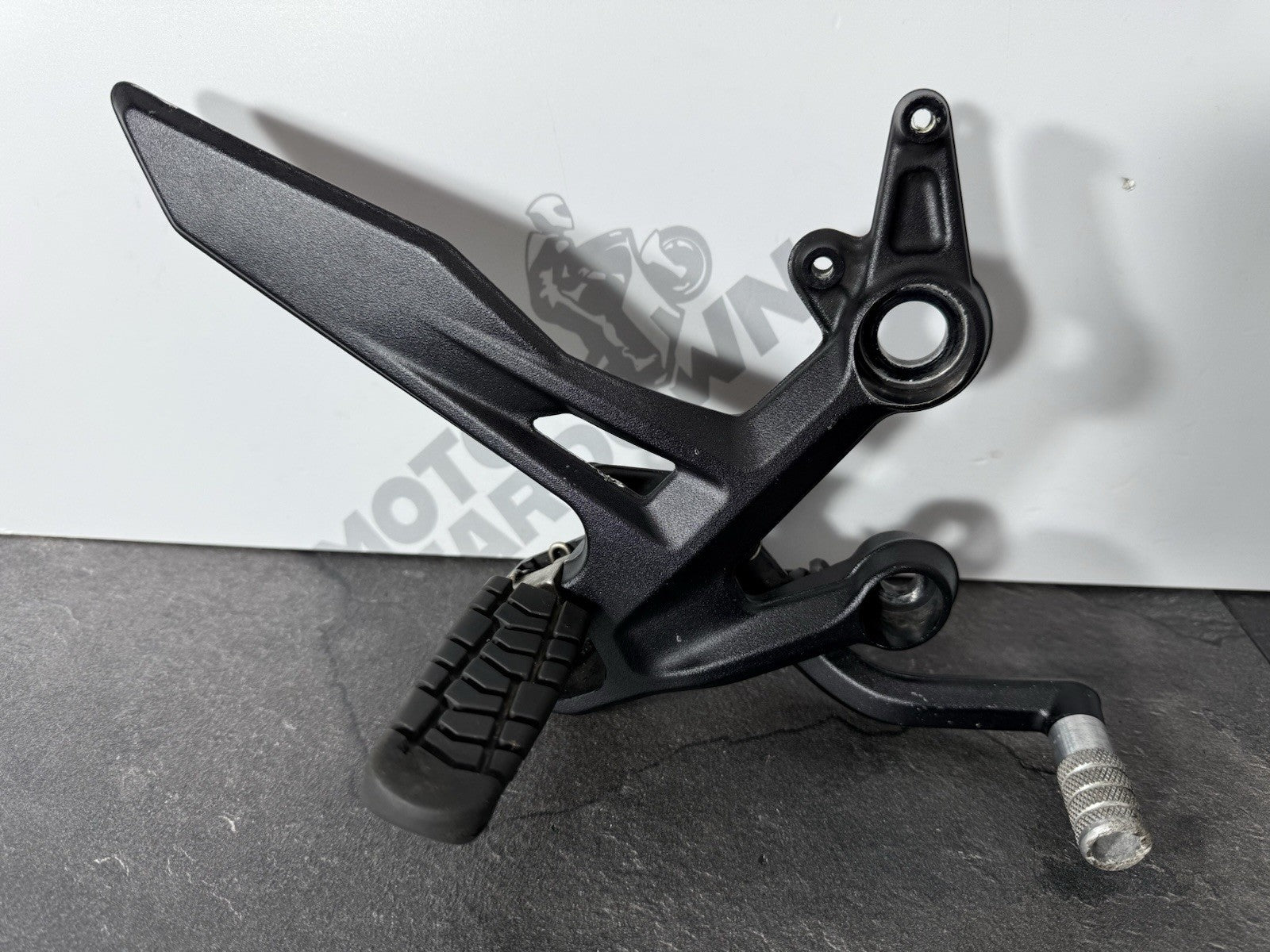 3743b638-9b18-40c0-a856-9fb414bb2450