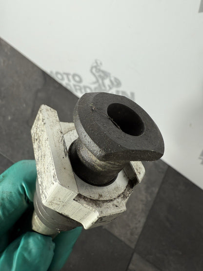 95c145f7-f964-4c2e-aea4-1d9820f340e1