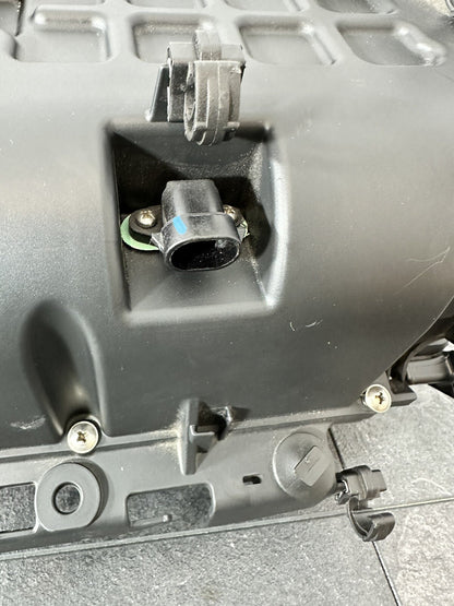 Aprilia Tuono V4 1100 2021 Airbox Air Filter Housing 6606 Miles 2022-2024 OEM