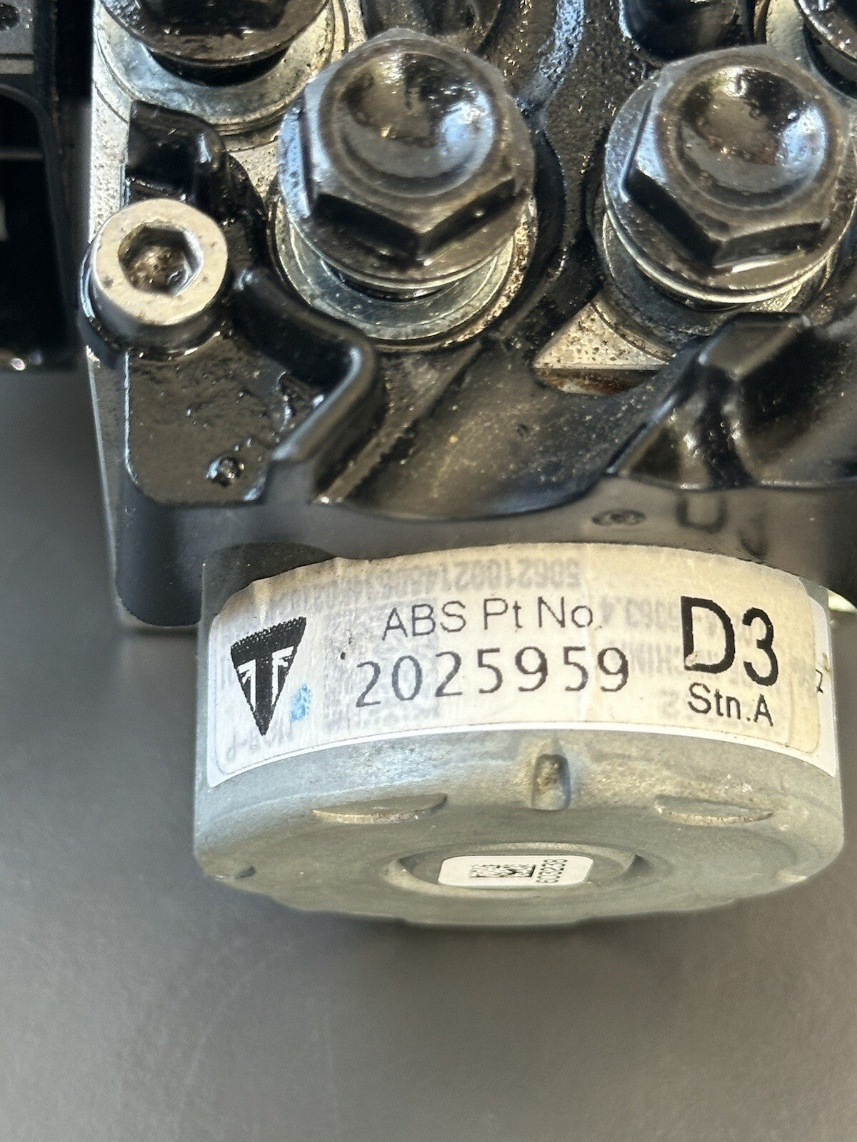 Triumph Street Triple 765 RS 2017-2019 ABS Pump Regulator 2019 OEM 8126 Miles