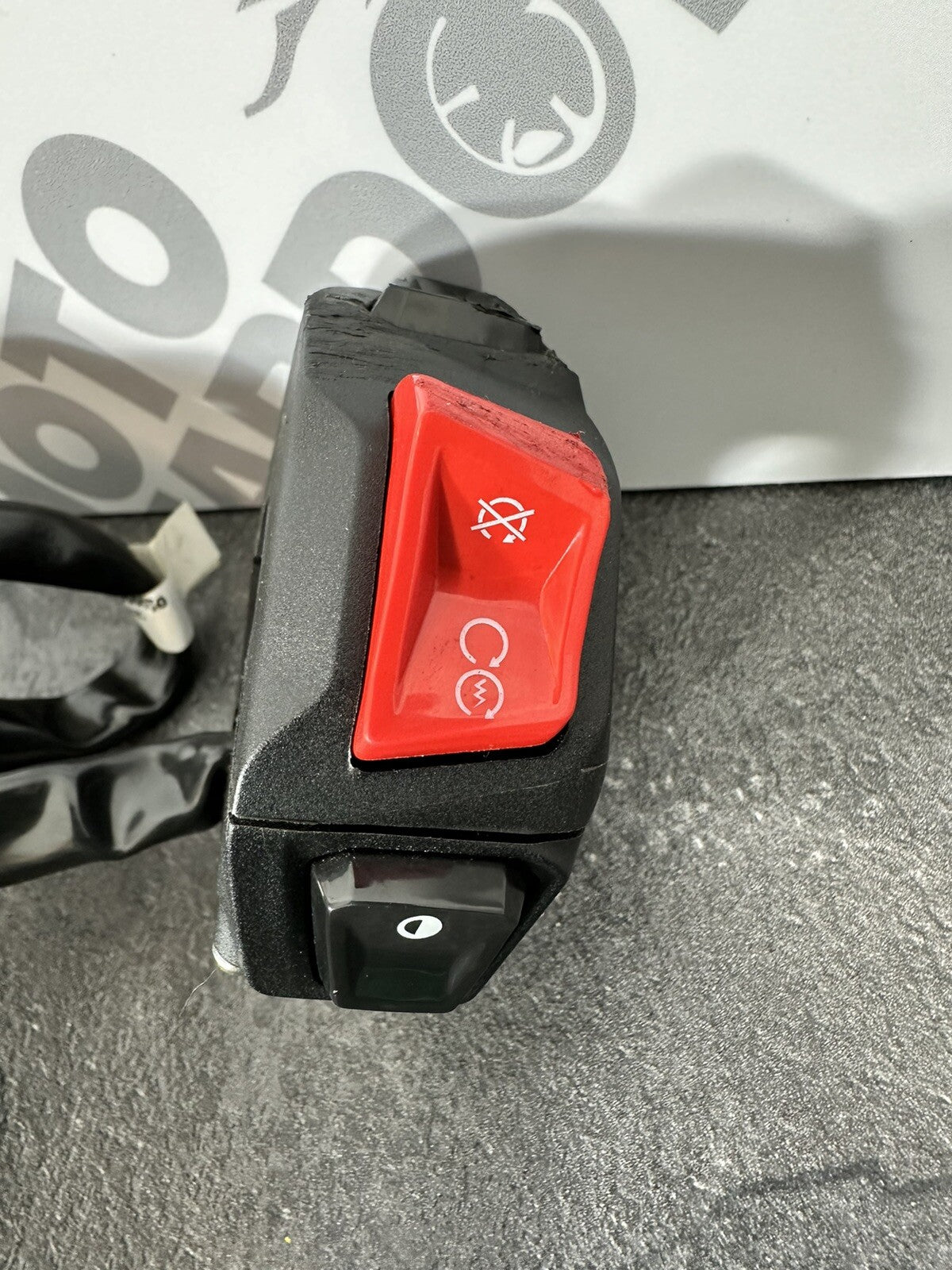 Aprilia Tuono V4 1100 2021 Right Switchgear Controls 6606 Miles 2022-2024 OEM
